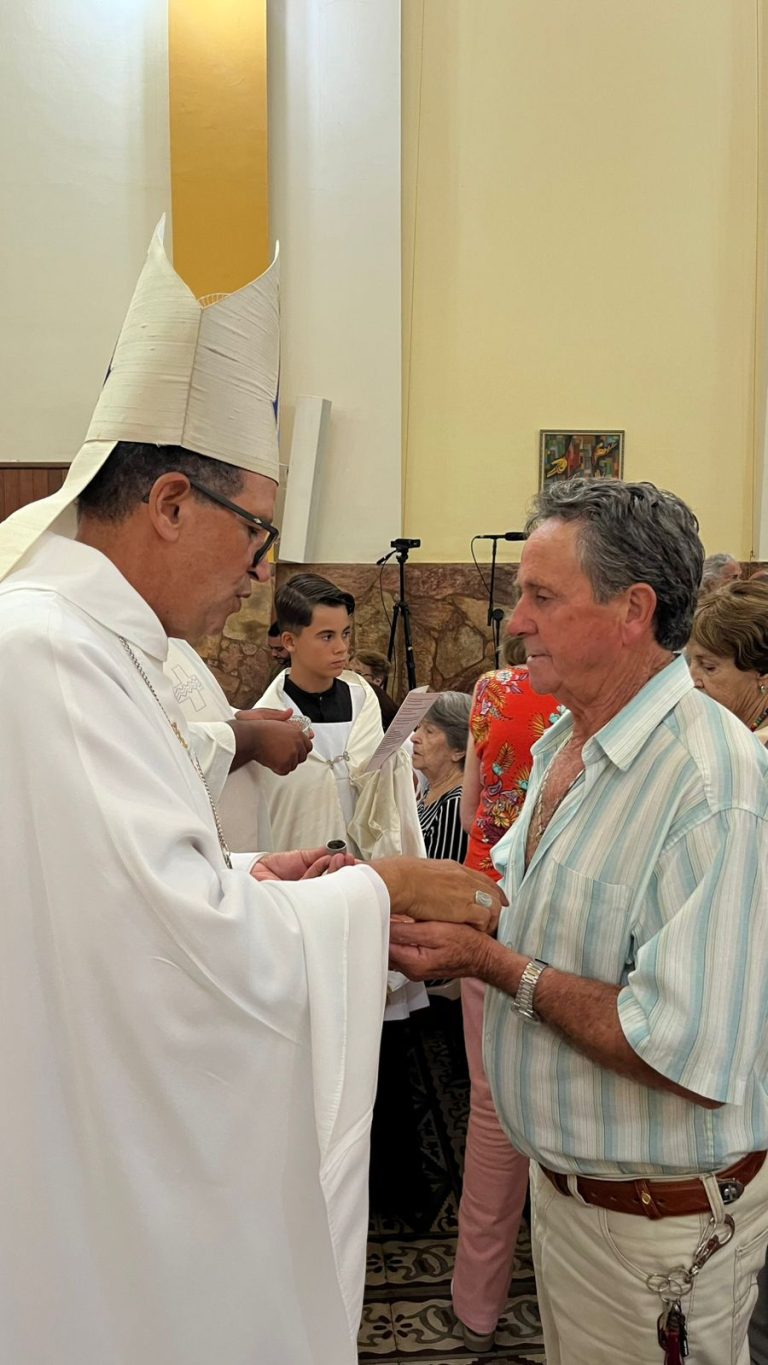 aff9ecf9-09a6-4e7a-b65b-03eaed61f943