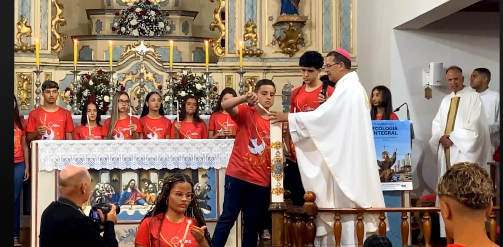 fc2077c8-3cde-4787-a101-40e278773b5a