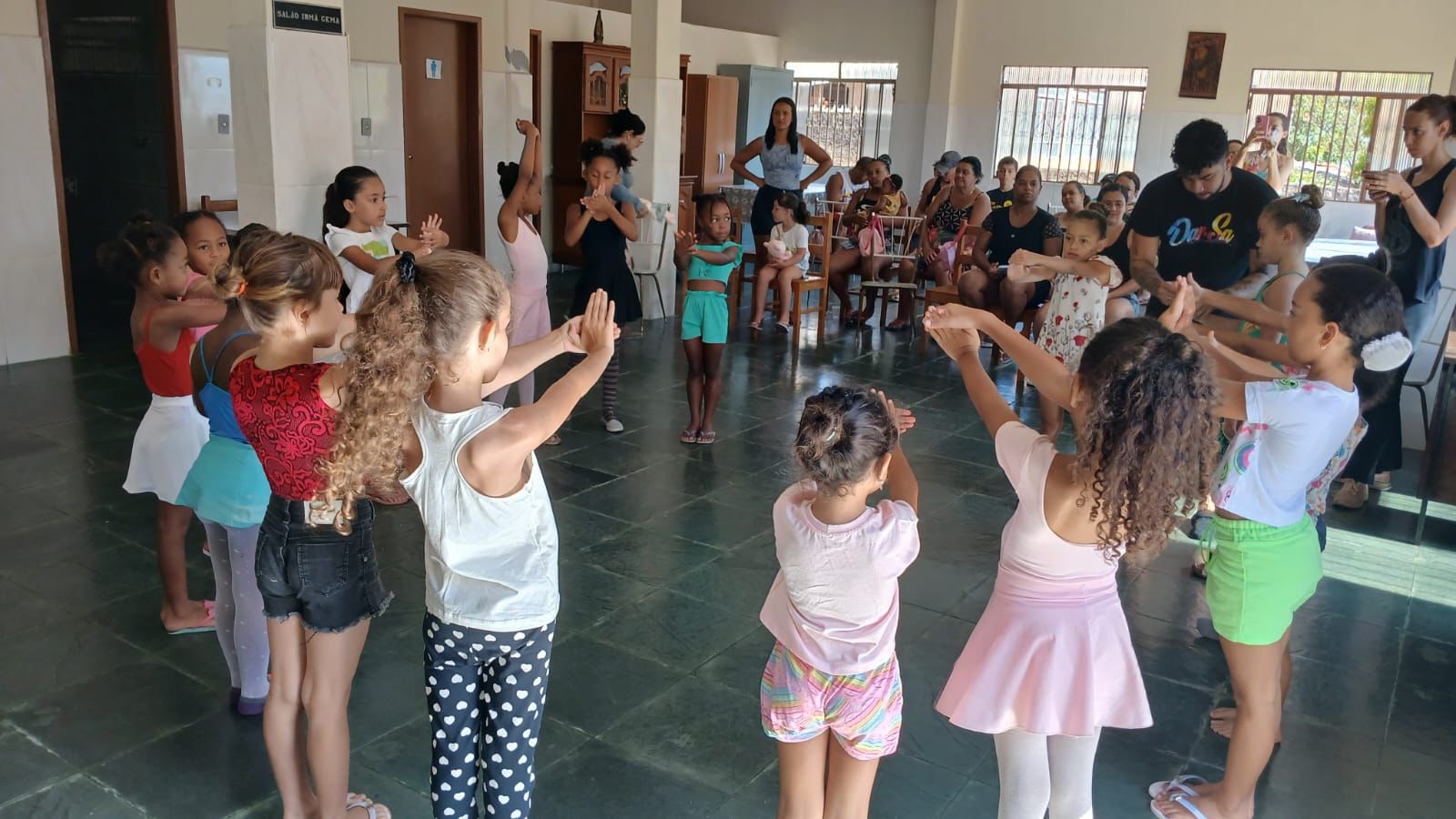 636e2728-6f98-4b13-92b8-403ca0801d53