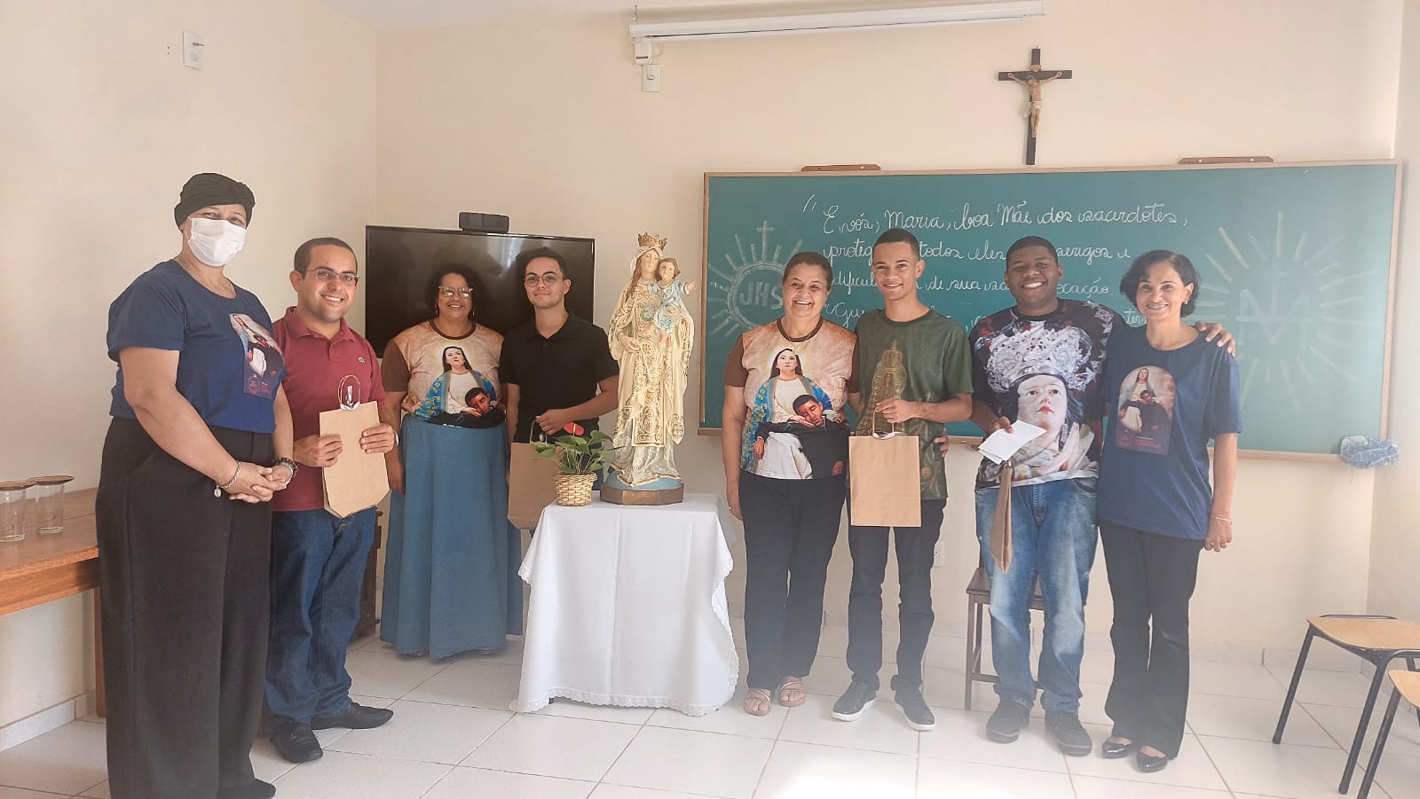 69803c5e-0075-4fc7-b6e4-eb89db989e9f (1)