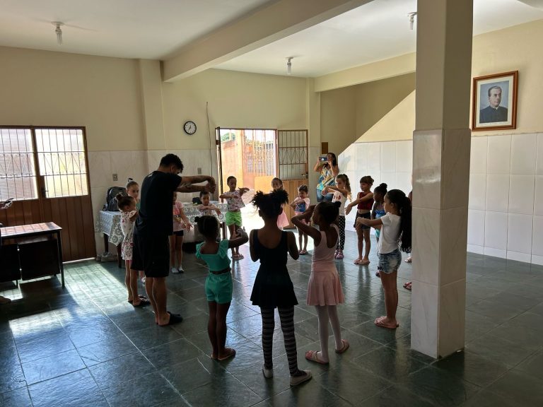 9ba830df-8fea-41d1-b9cc-9ff76e41d308