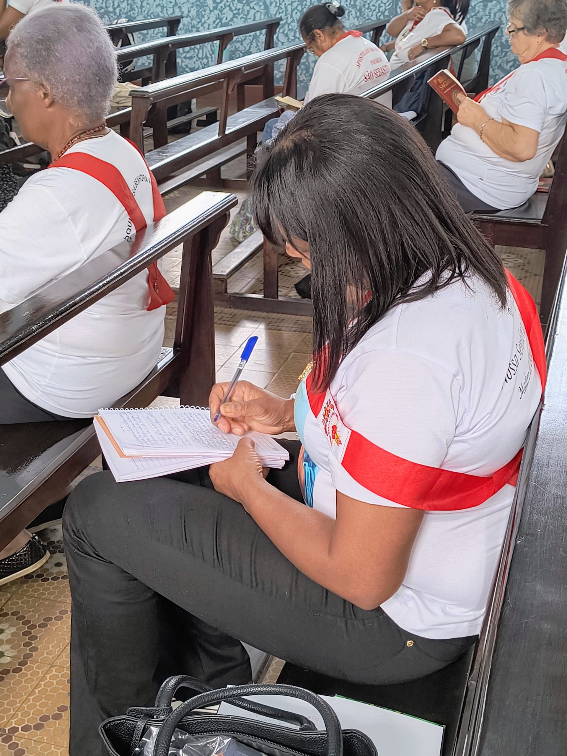 d63d2ac6-0306-42cb-9dcd-30ec06111ee6