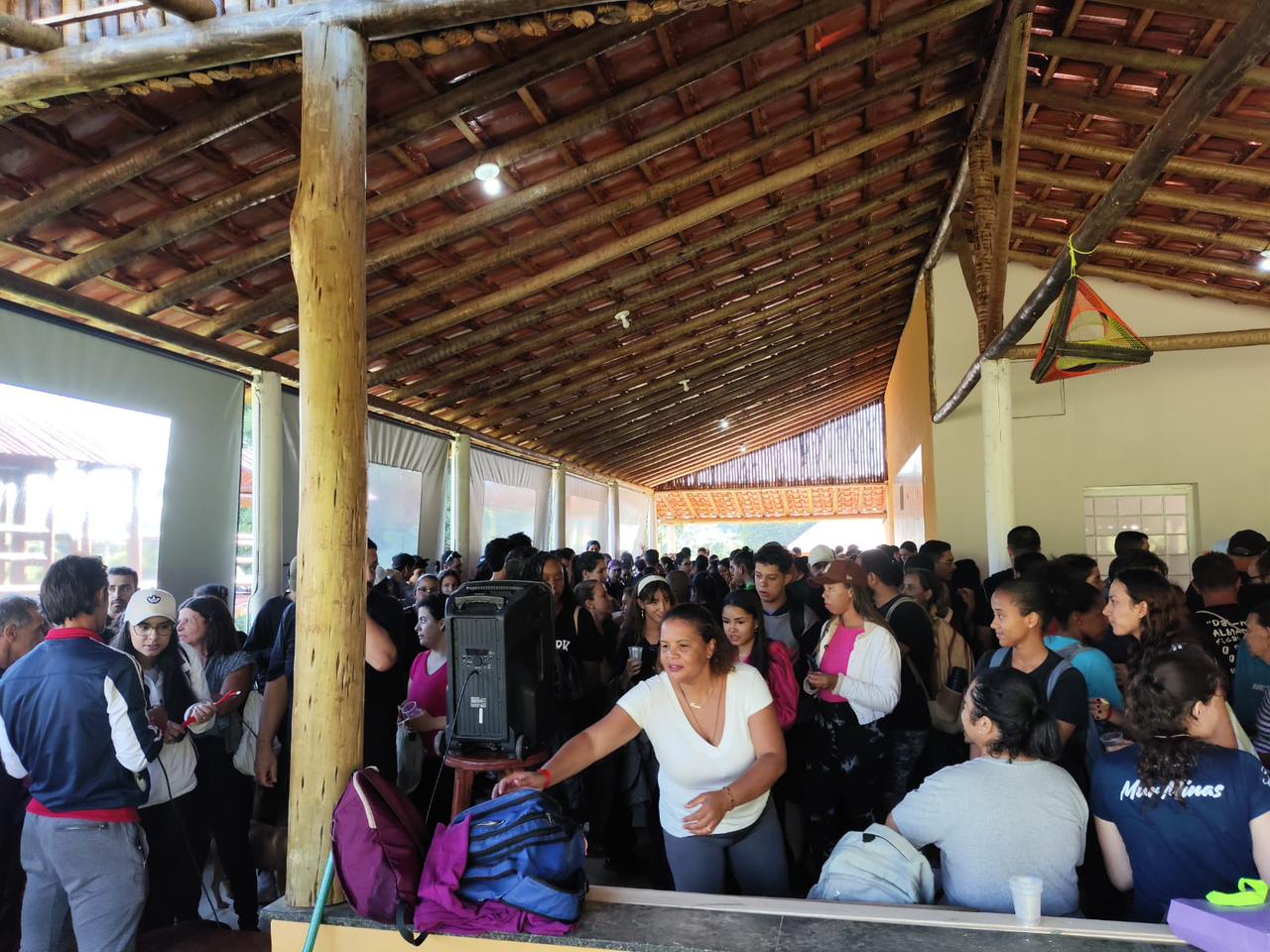 0c8bb9f4-aee4-4212-a33a-dbb23d100753