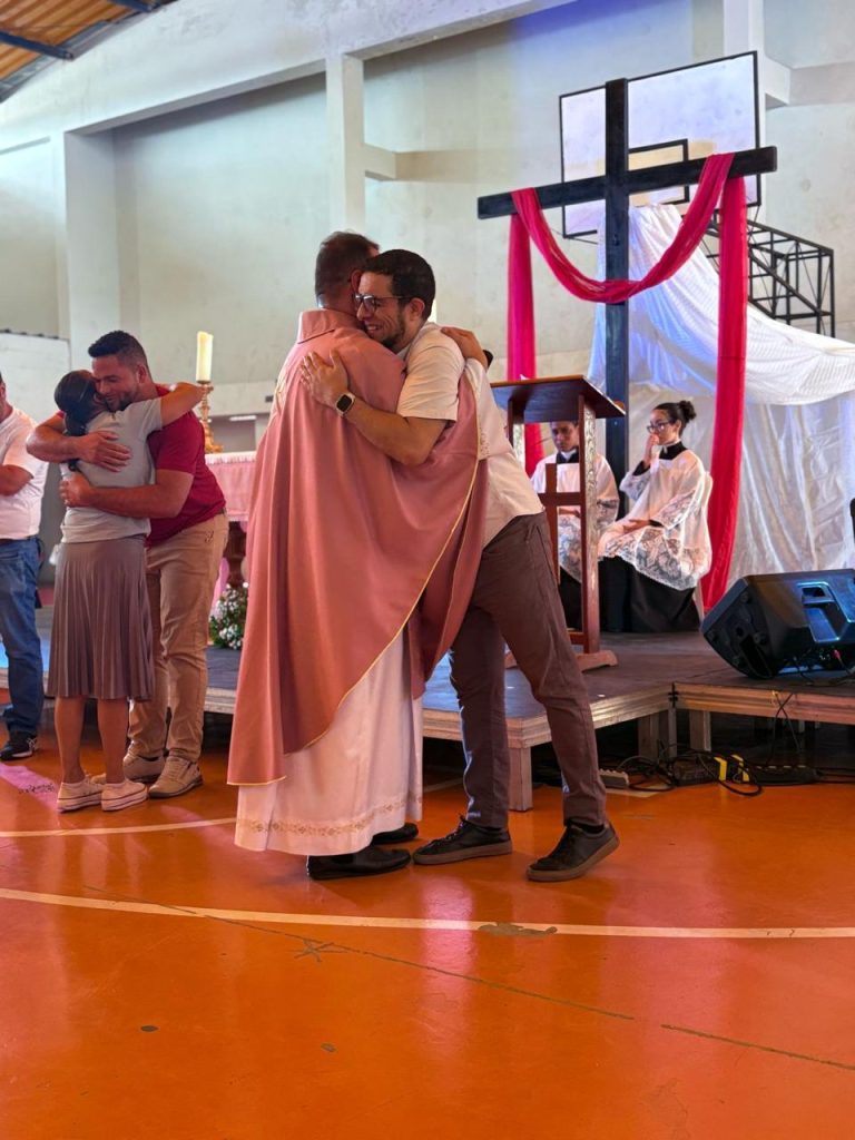 3a8c784a-cc12-4718-a589-cb192686f1f0