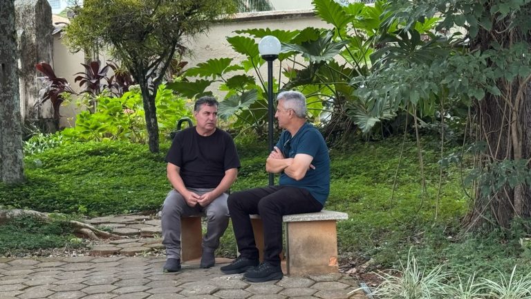 560dc084-5330-4104-892a-fdb8ffe3a4ac