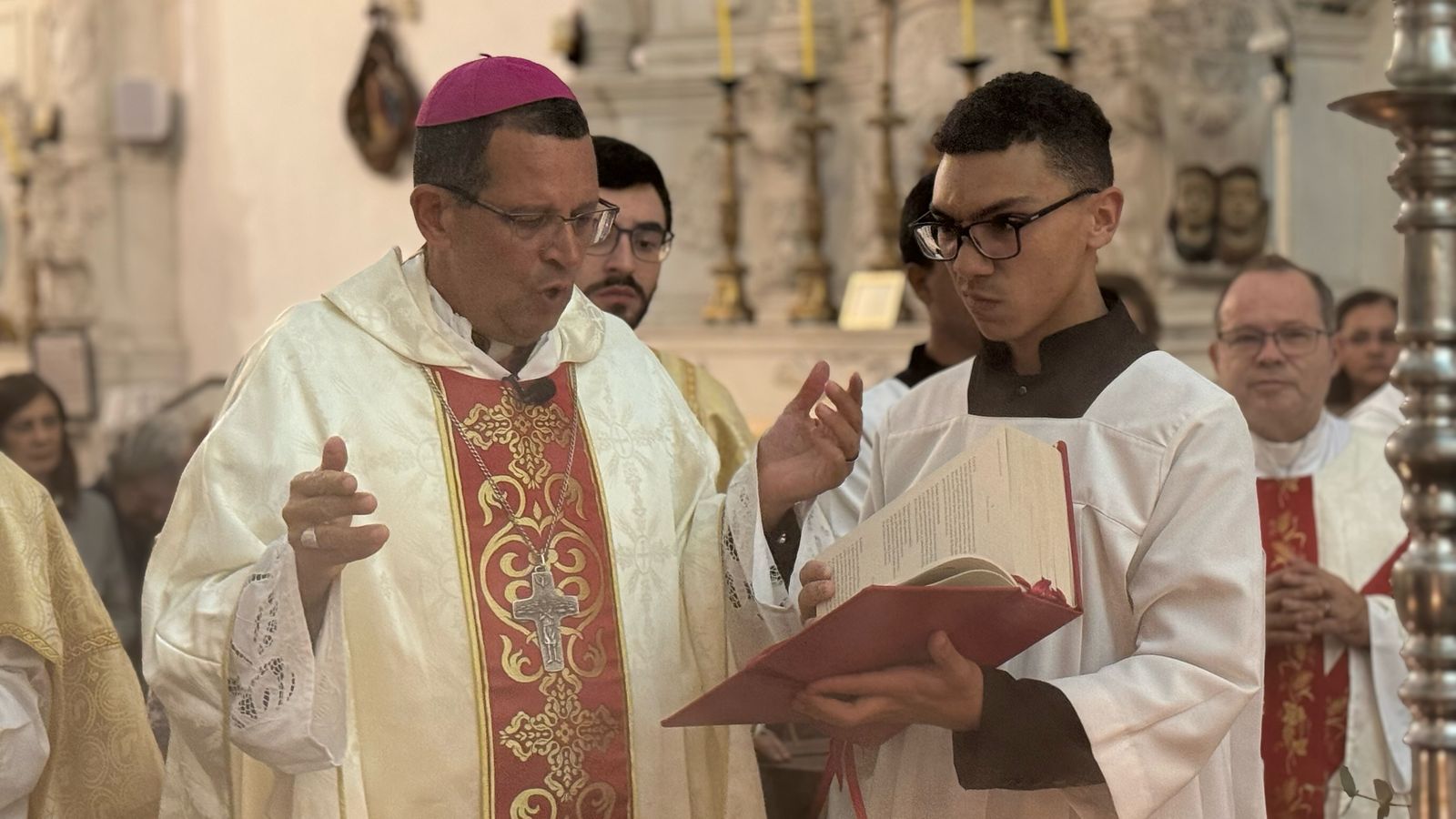 65200cb8-f0f4-43a7-8fa9-6b0624722552