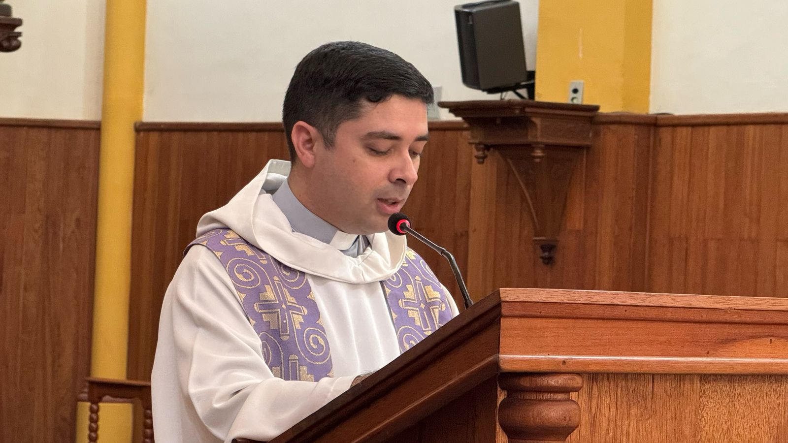 76b5b20b-0ddb-45f2-bf48-106f18bbabf1