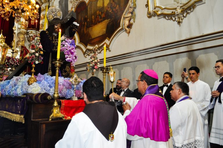 b1763e68-5d0f-45be-9181-a15f1784d9fd