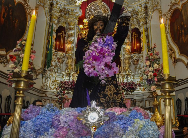 b1c9257d-6f8c-4d9a-b269-695524cf571a