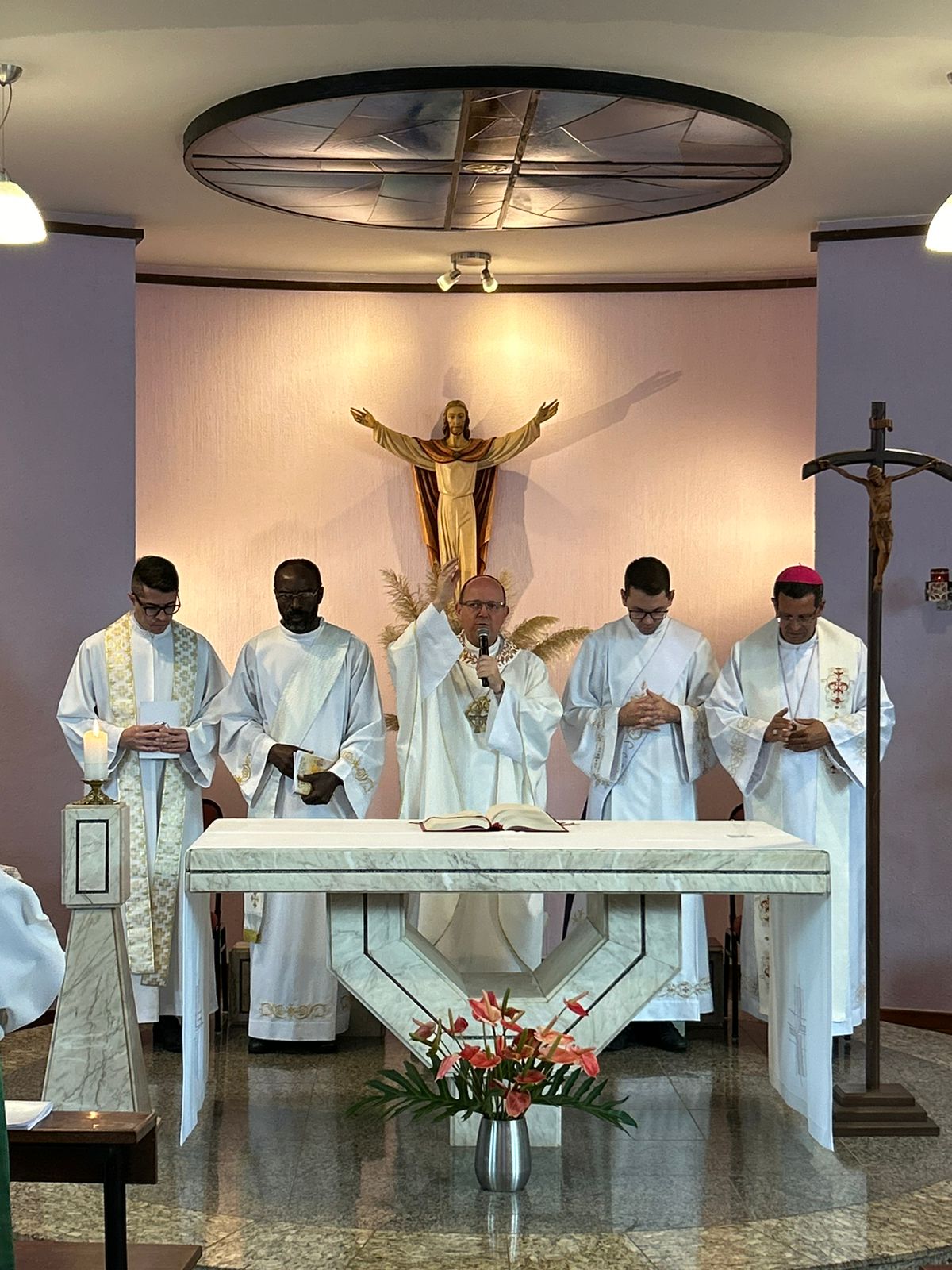 04f561b9-ffe7-4f9a-bc2a-bba3e899e512