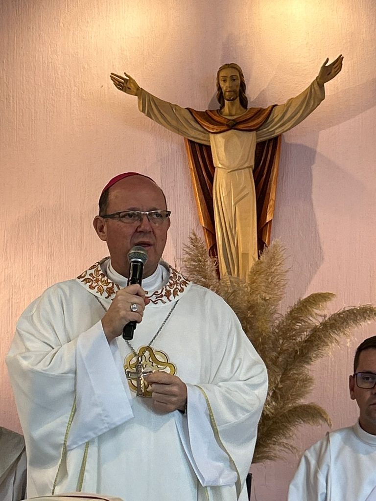 dad7ad9a-7904-4990-8092-a4ad9d8d69f0