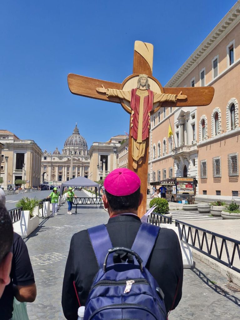 b7412b97-eb1e-4a2b-b94c-ff5ace6d313f