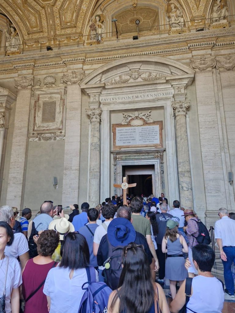 be0642f0-b436-42cf-a53e-8794de323434