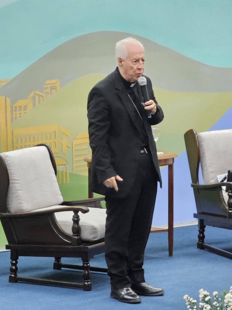 d74c79d0-afa6-4e3e-b7aa-5187ff9a2ec6