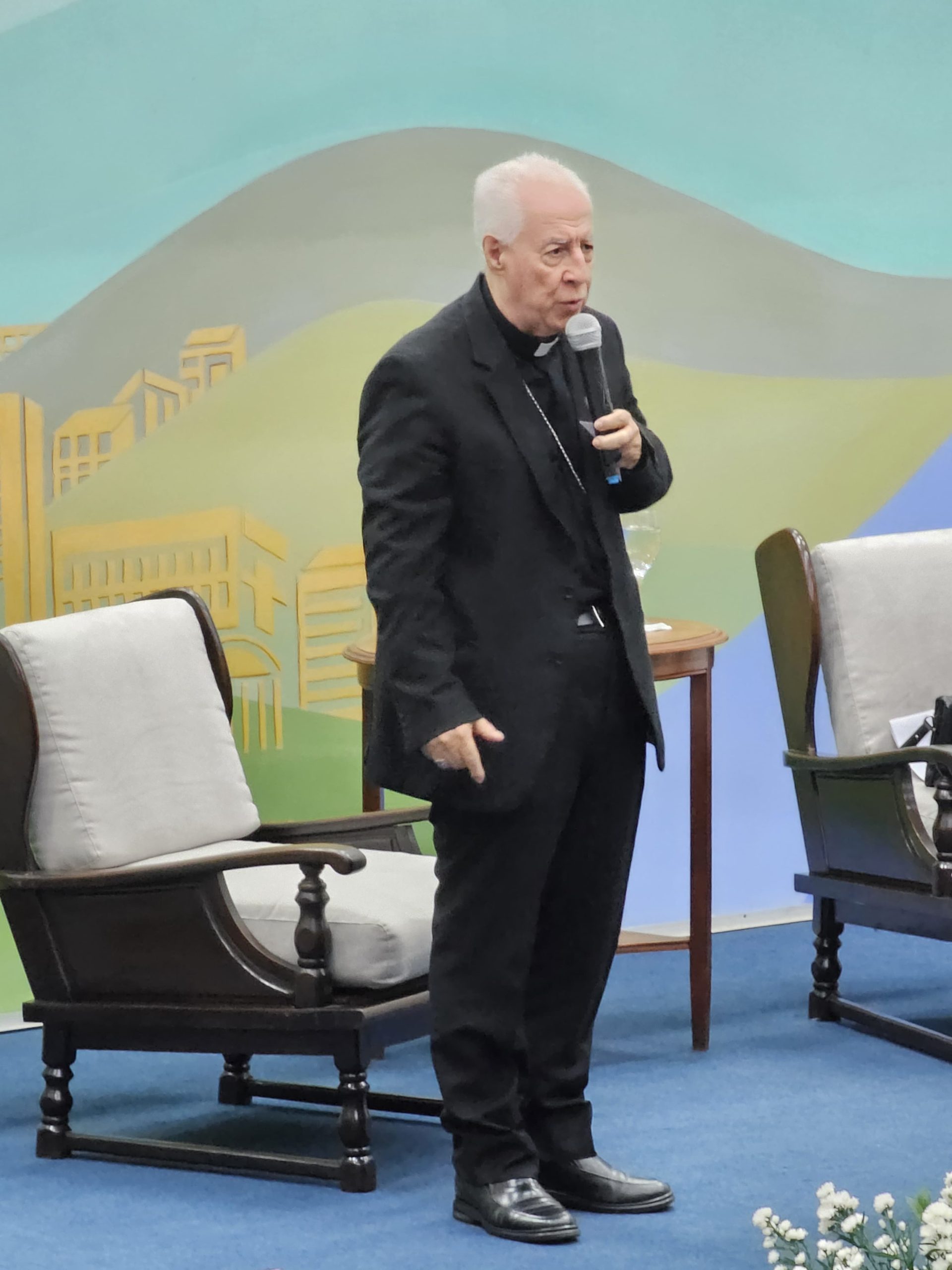 d74c79d0-afa6-4e3e-b7aa-5187ff9a2ec6