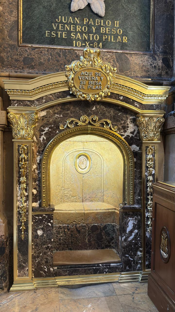 a5a3da6f-ff20-4944-a46d-55ce74c933e1