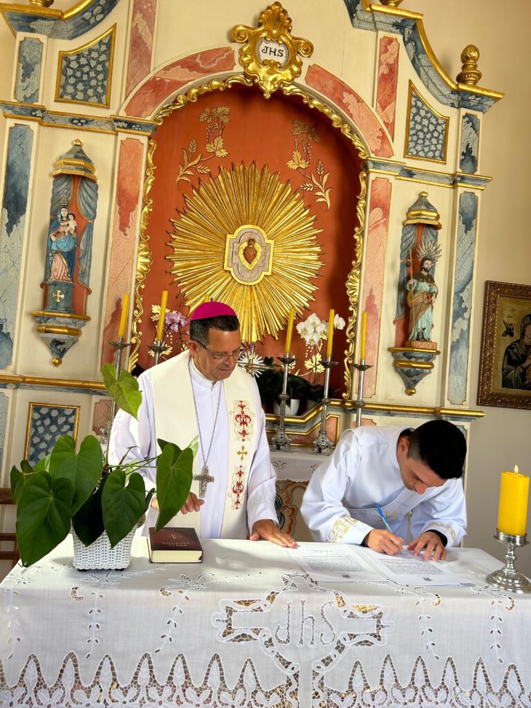 1b3d3692-f801-4253-bfee-7a12dbc7737e