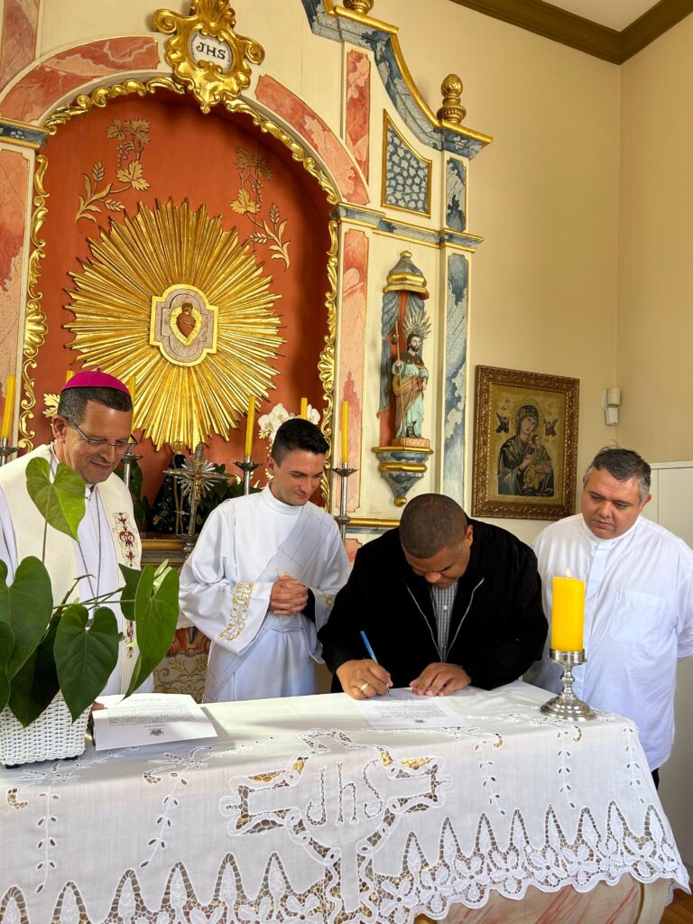 219a469d-3129-400b-8361-ea215095ea2b