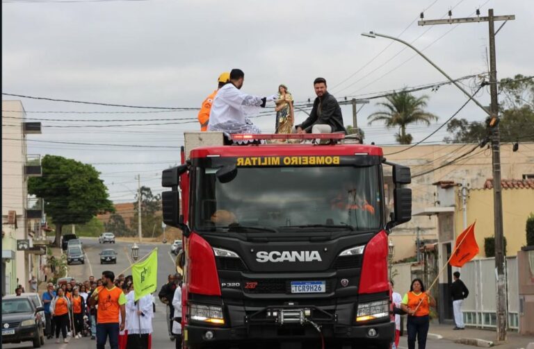 15afa7f7-00bd-4271-aa89-3a9f3945721c