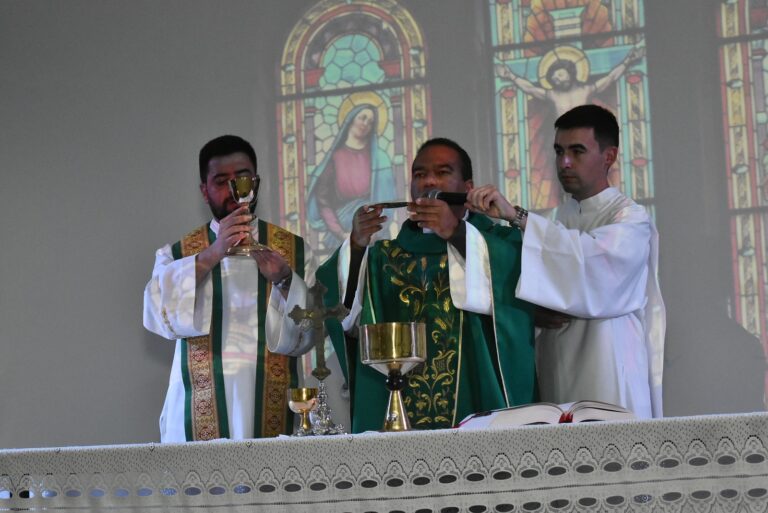 2c8bb9cf-aec9-4e1d-bff7-f15d70eb40ba