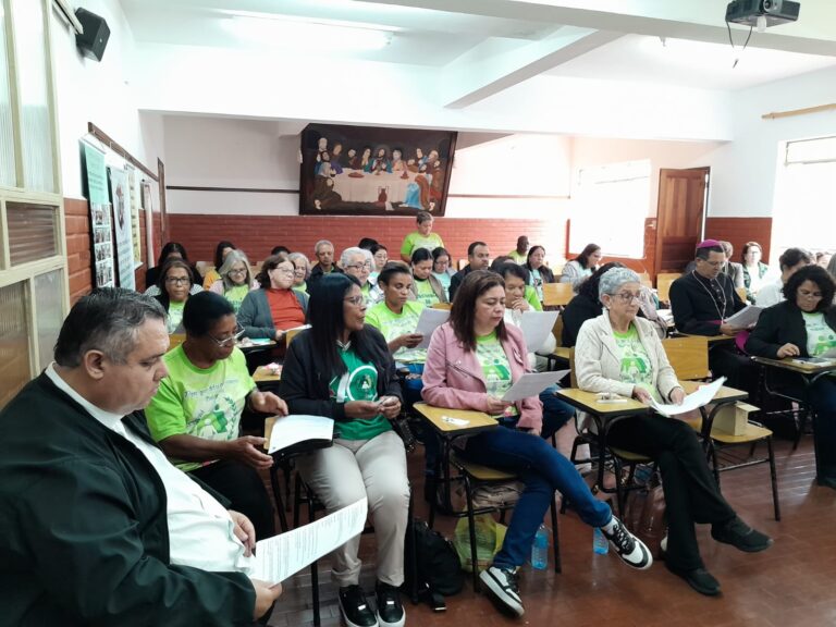 343f53d7-8ce3-4d97-b014-04cb8e8ff53e