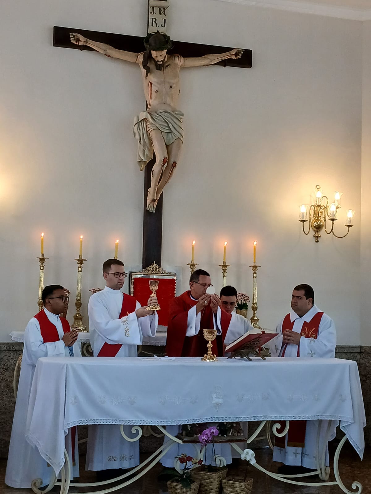 3cc6a5d6-3685-4384-b21e-f3c0430ad28f