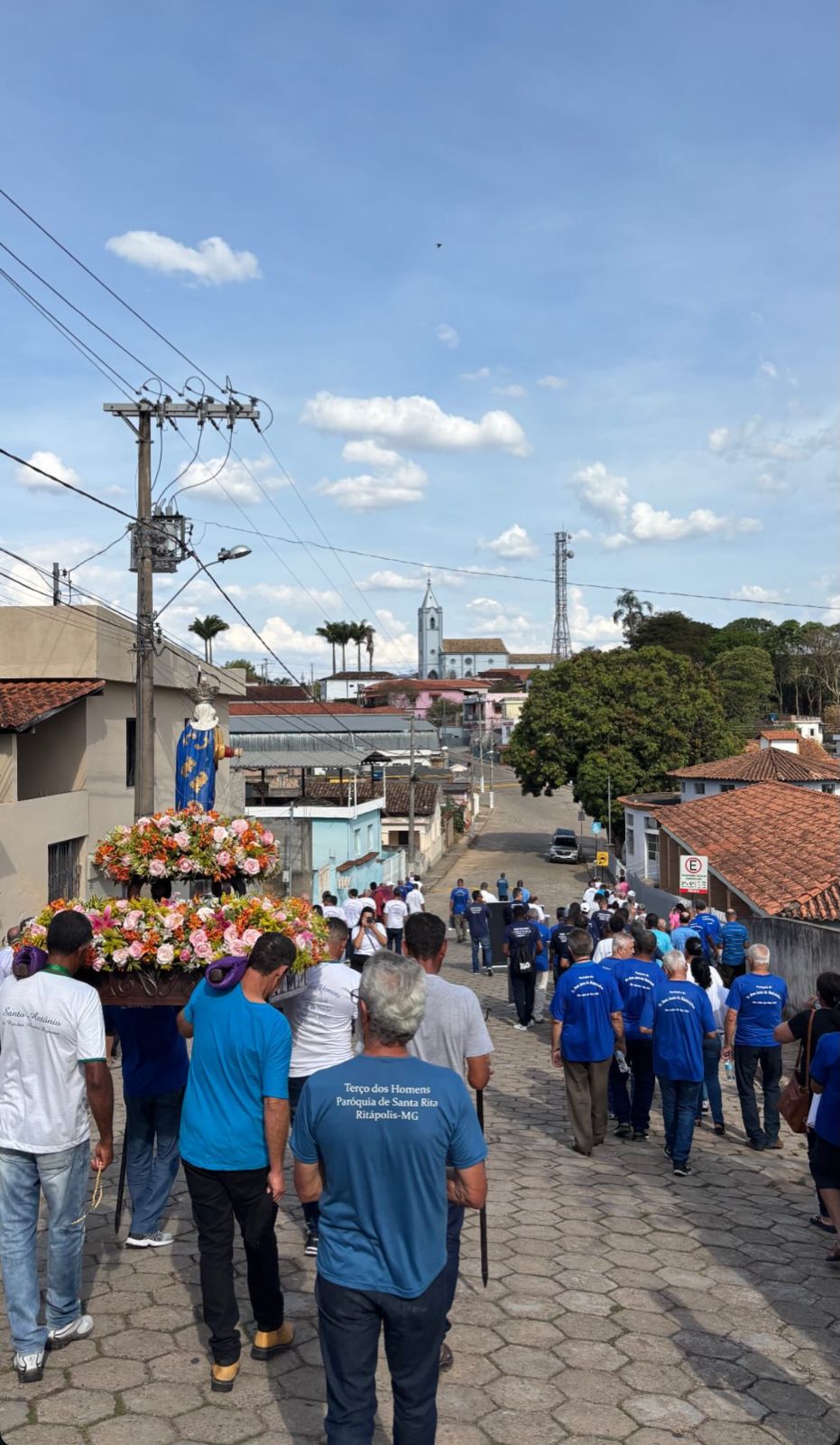 6b9a3f7b-2d16-42e9-bee2-8e14d4dda695