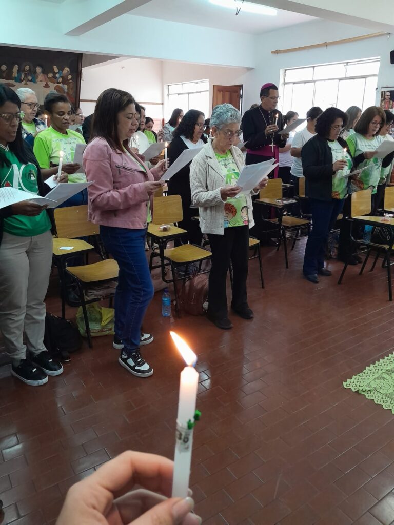 7d0ea137-4fe4-48cb-a083-43f6da60ecfb