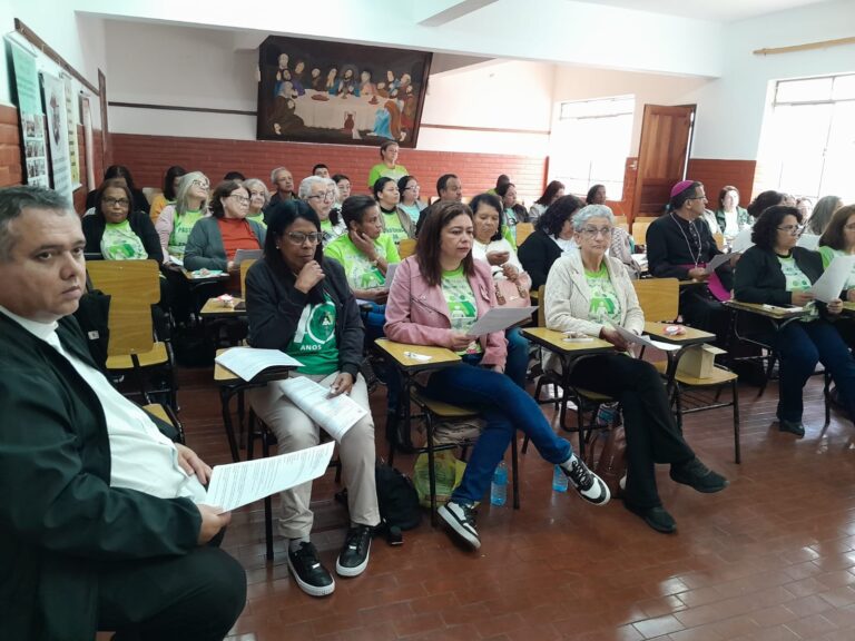 a2e8b2a6-4da1-48c2-adbe-ee1f39e43763