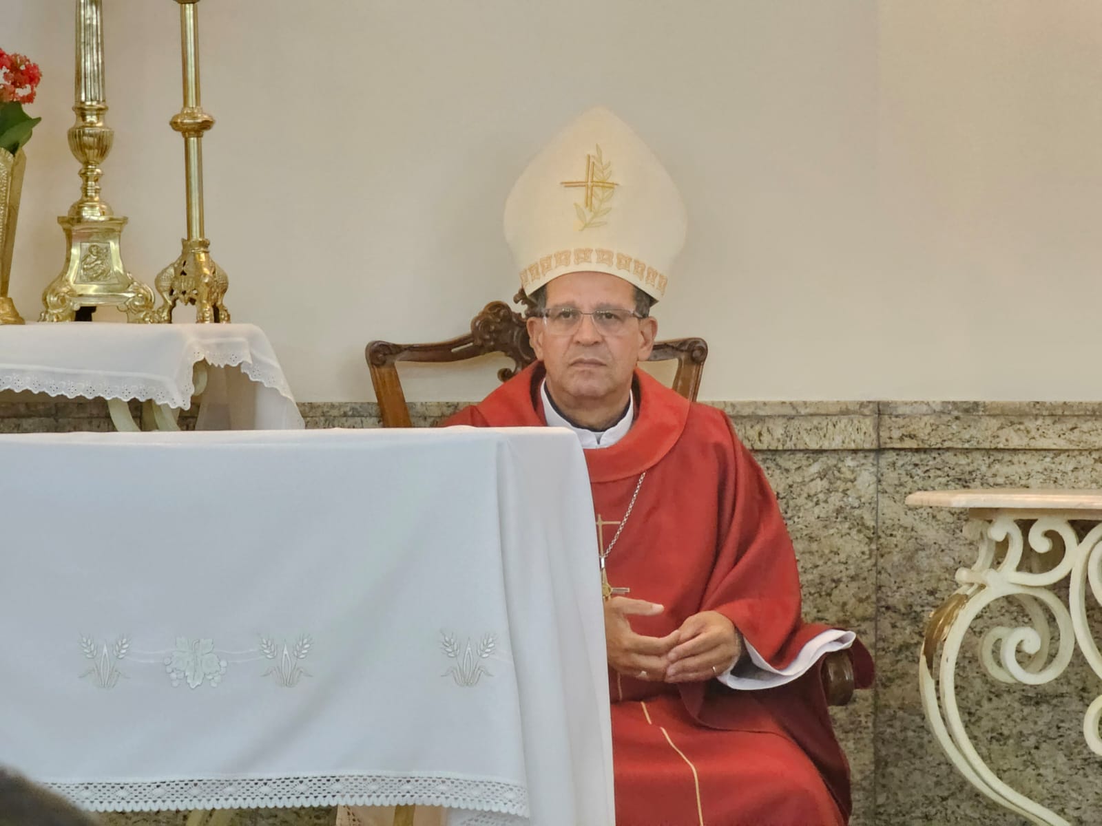 deb781d5-a6c0-48c8-808e-e28bbe8b1772