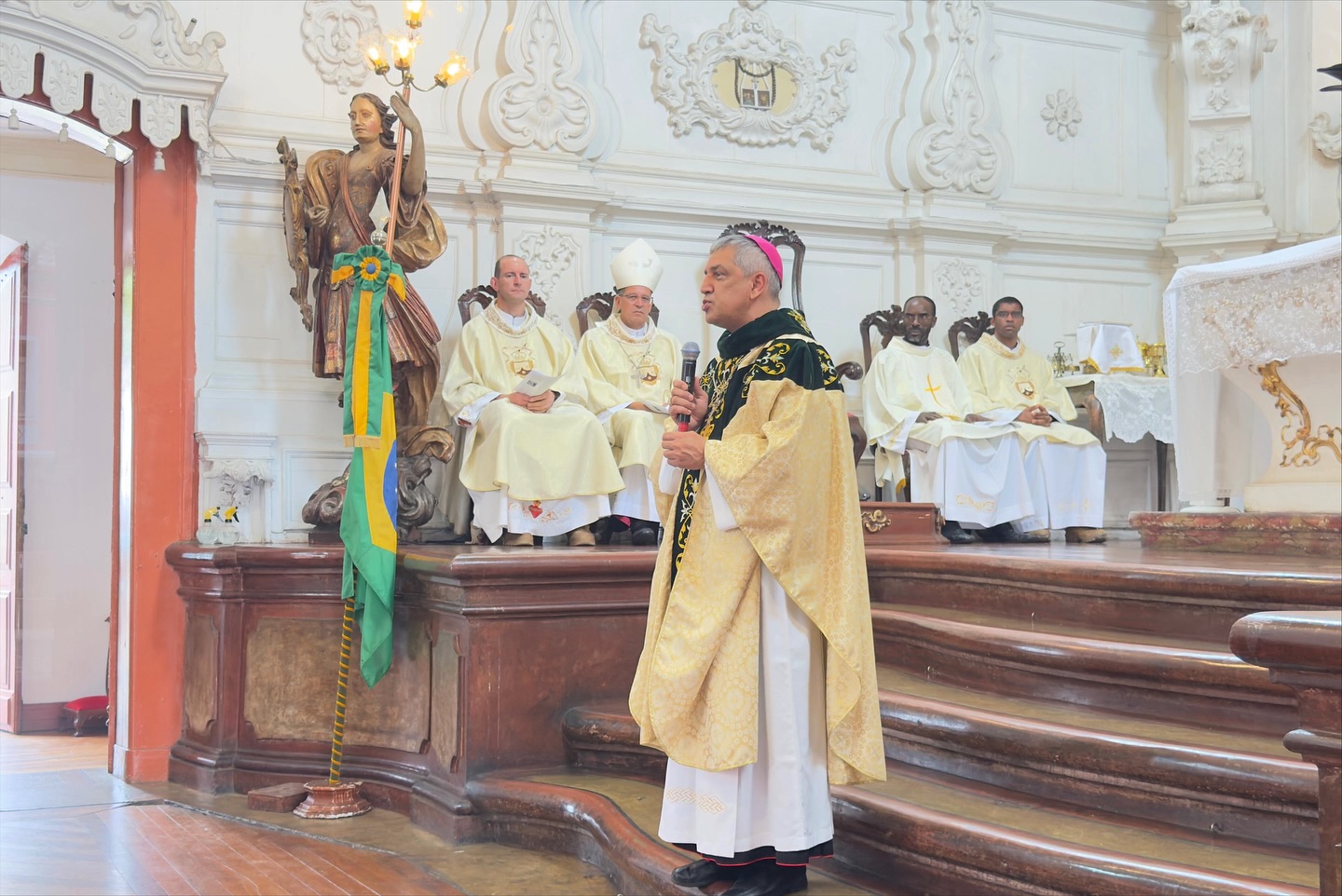 572663135_18060871175544663_2533116303412486899_n