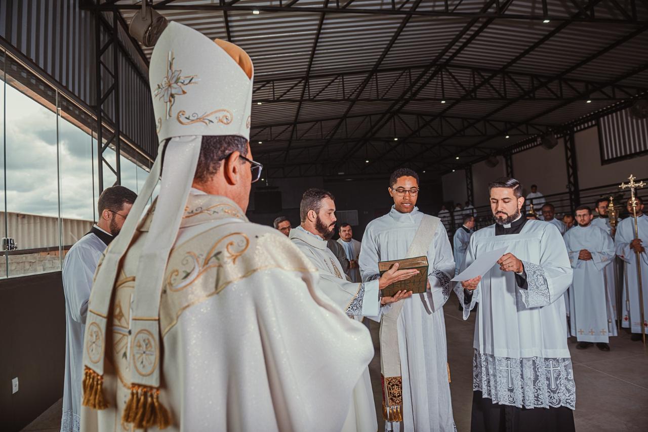 bf7b6439-fc19-43dc-8934-630567a01628