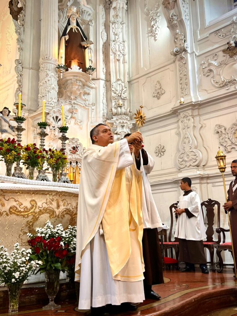 c3008c87-ed34-4ce2-bce9-77526423c306