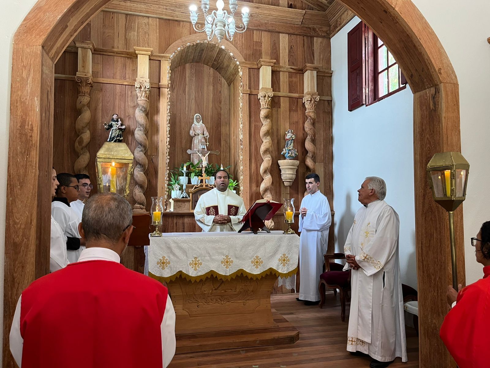 594058527_865009342718819_2235944745709925114_n