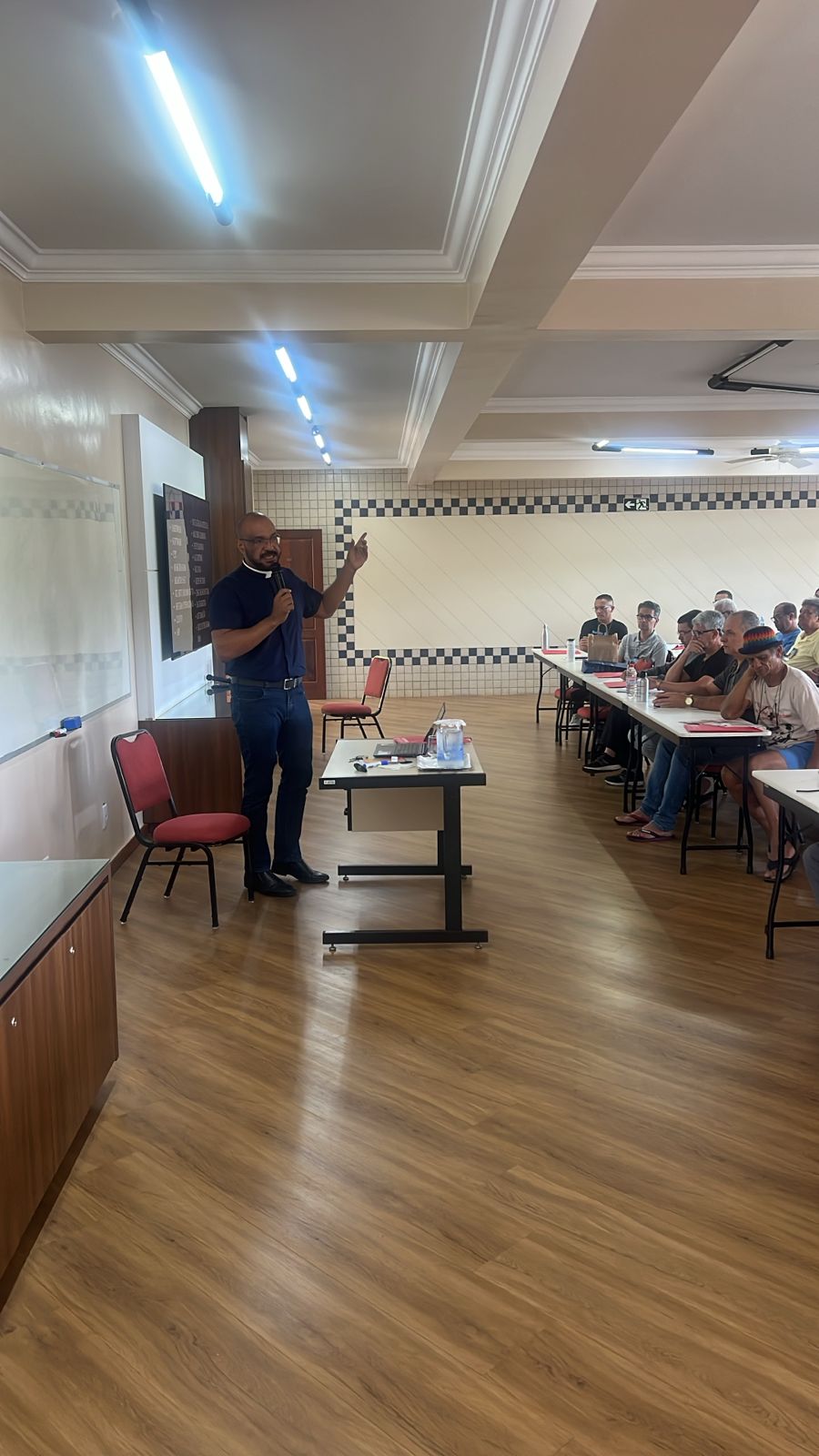 c0936c33-d839-4aa2-80b8-eb7656f85c88